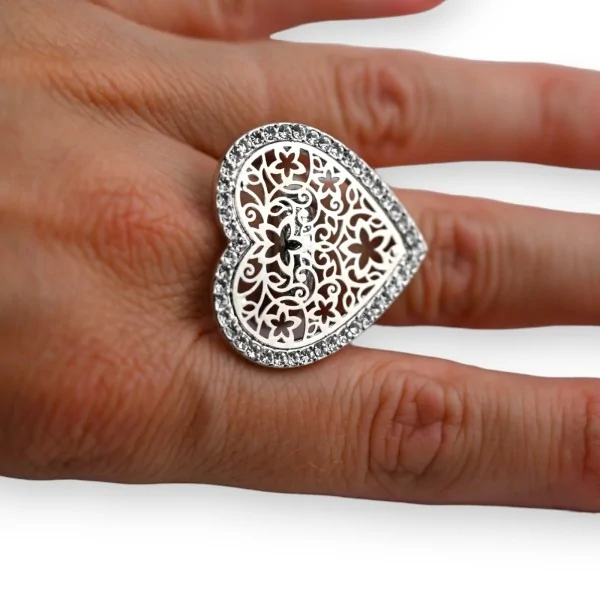 Bague fantaisie cœur dentelle