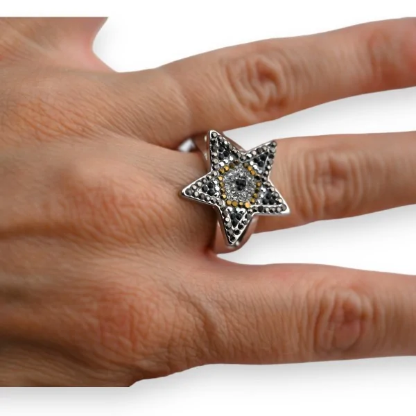 Anillo de fantasía plateado con estrella brillante