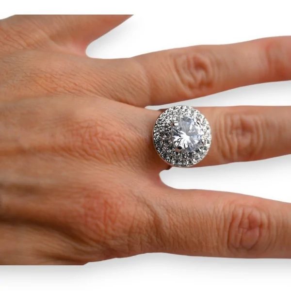 Bague fantaisie ronde argentée strass