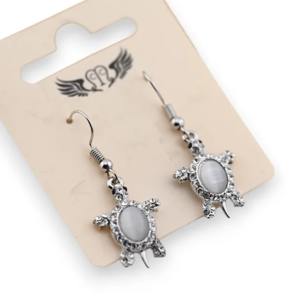 Silver-plated turtle-shaped fashion earring with rhinestones and grey stone