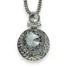 Collar largo de fantasía con medallón de piedra brillante