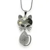 Colar longo gato com strass e pedra branca