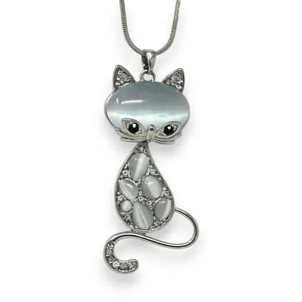 Collar largo de fantasía plateado con gato y piedra gris