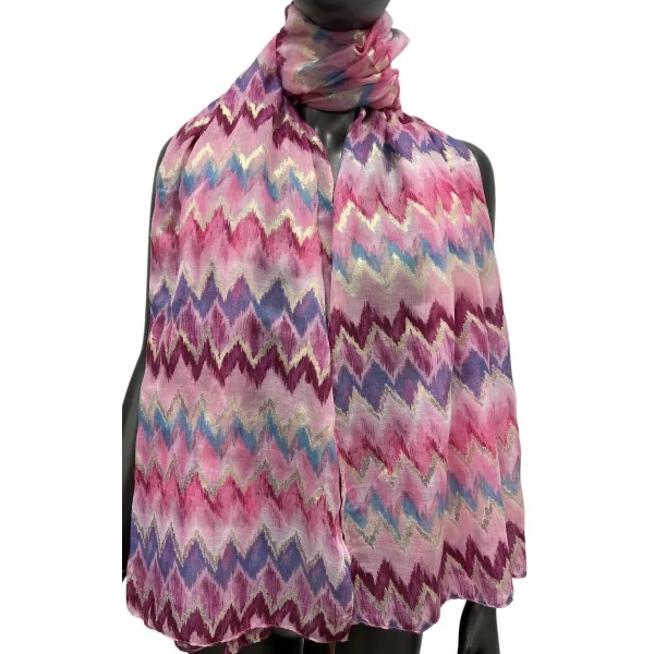 Foulard motif géométrique nuance rose orné de doré