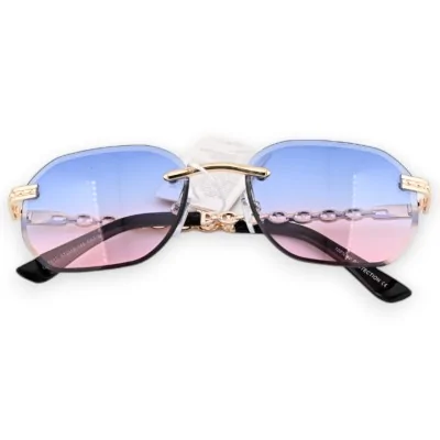 Modische ovale Sonnenbrille mit rosa und blauem Farbton