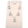Collar de acero plateado con 5 medallones de corazón brillante