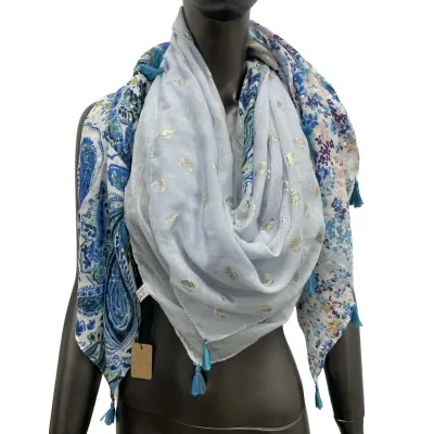 Blaues quadratisches Patchwork-Tuch mit Paisley- und Liberty-Druck