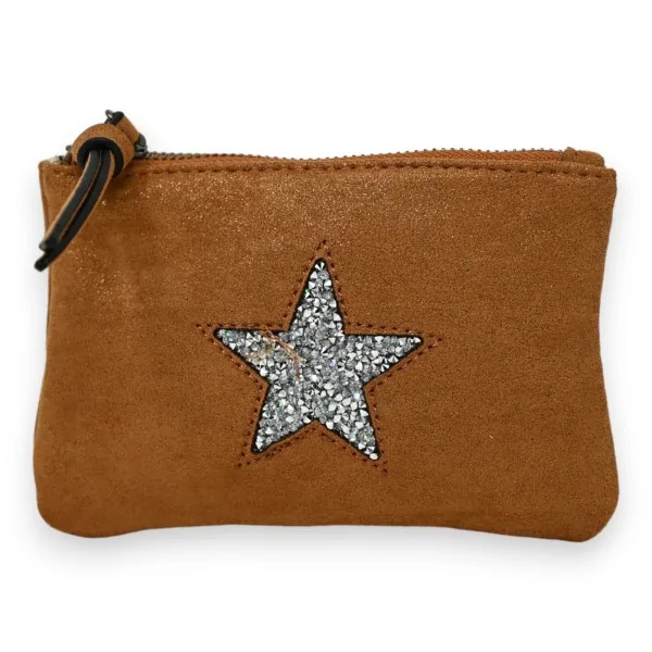 Monedero de tela suave brillante color camel con estrella
