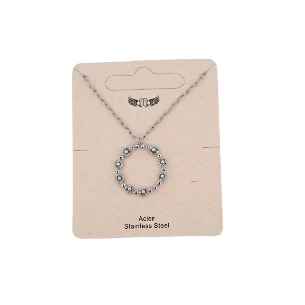 Collana in acciaio argentato con corona di fiori e piccole perle grigie