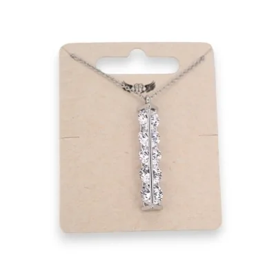 Collar de acero plateado con tubo de piedras brillantes blancas