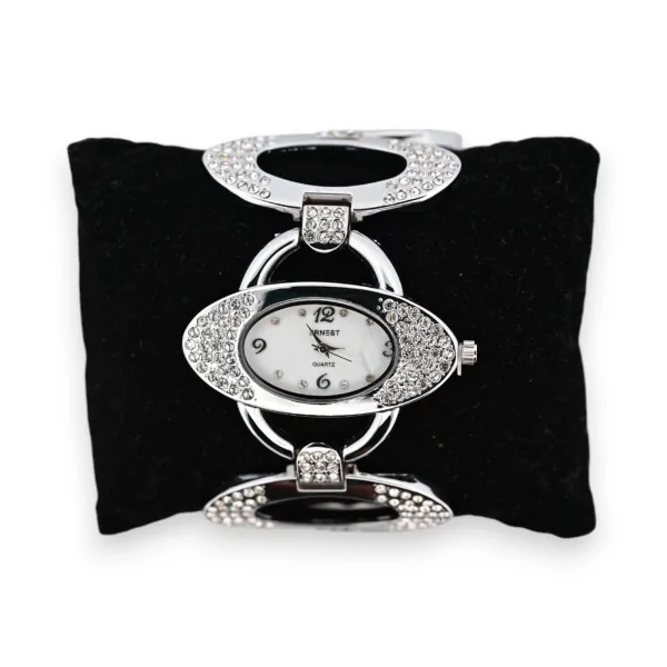 Montre fantaisie argentée forme design strass