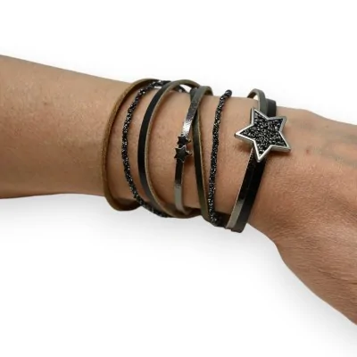 Schwarzes Doppel-Lederarmband mit Stern