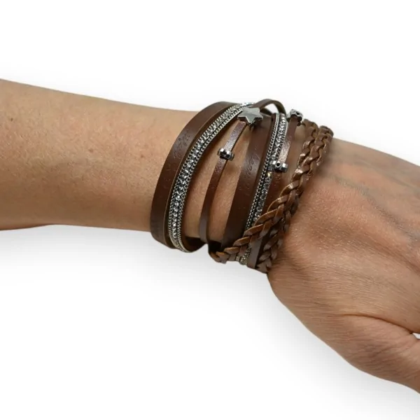 Doppeltes braunes Lederarmband geflochten mit Strass