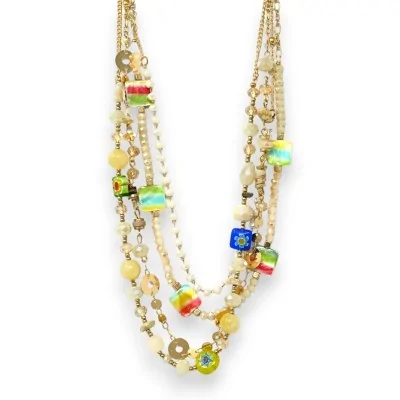 Mehrreihige goldene Modeschmuck-Halskette in Beige