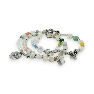Conjunto de 3 pulseiras com pérolas brancas e pequenos toques coloridos