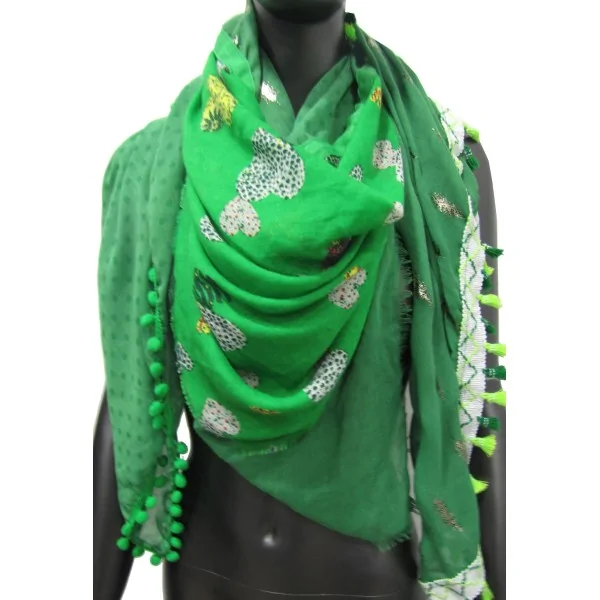 Lenço 4 faces patchwork verde brasil coração e pena