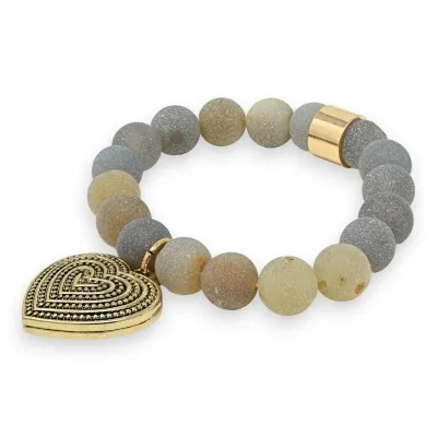 Bracciale in pietre sfumate di beige e grigio con ciondolo a medaglione a cuore dorato