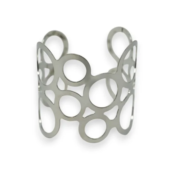 Brazalete plateado con diseño circular