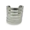 Brazalete plateado étnico