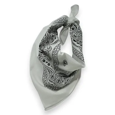 Weiße Bandanas