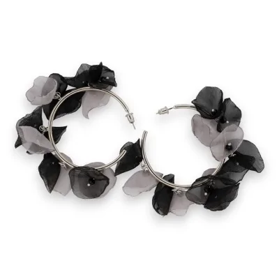Orecchini a cerchio con fiori in tessuto nero e grigio