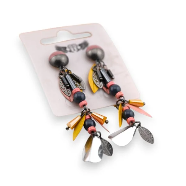 Brincos pendentes trendy com folhas