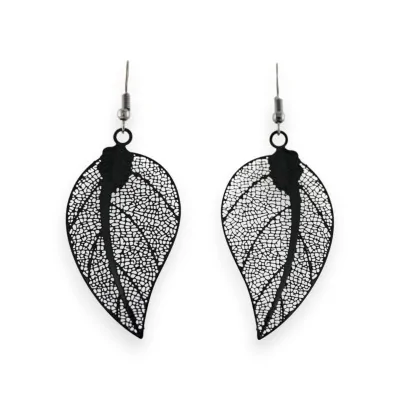 Black metal leaf pattern earrings