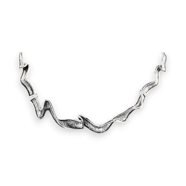 Collana argentata anticata a onda di Ikita