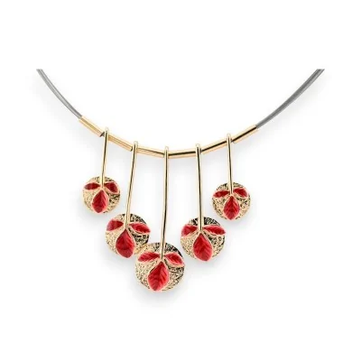 Collana dorata con ciondolo floreale rosso Ikita