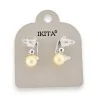 Silver earrings with off-white pearl by Ikita