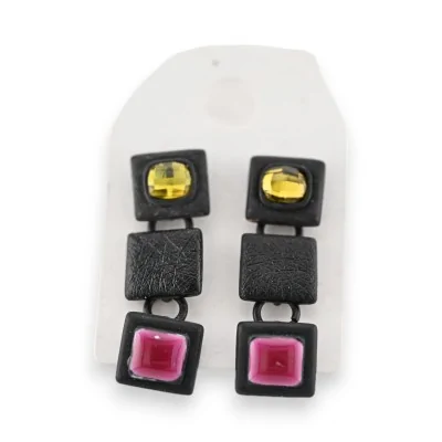 Geometric square earrings by Ikita
