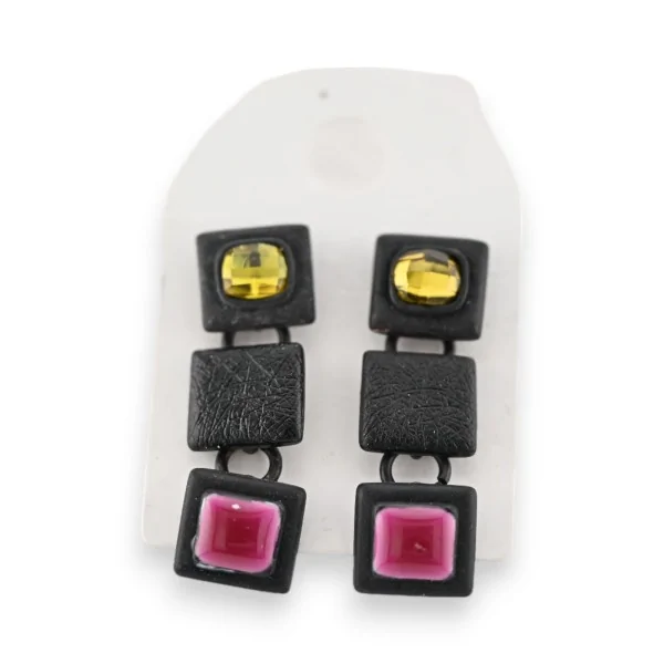 Boucles d'oreilles géométriques carrés de chez Ikita
