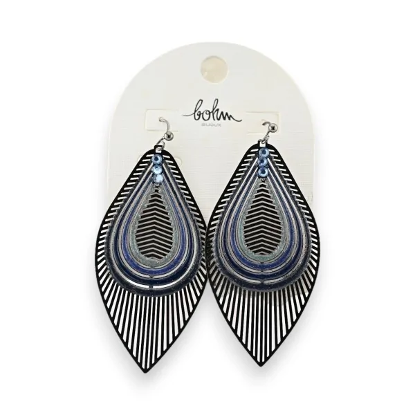 Pendientes de hojas en tonos azules de Bohm