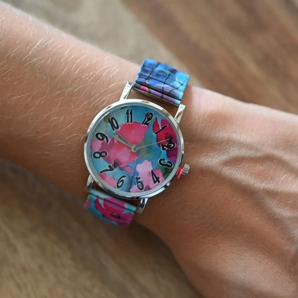 Reloj Ernest con motivo floral fucsia y turquesa