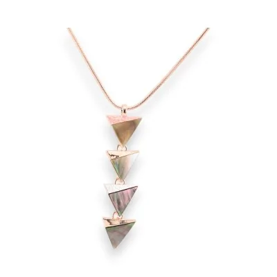 Colar rosé cobre geométrico da Ikita com losangos de madrepérola