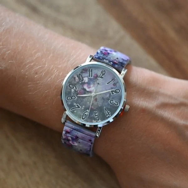 Orologio Ernest stampa fiori di campo color lilla