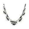 Collier Géométrique Ikita Noir et Blanc | Design Moderne et Élégant