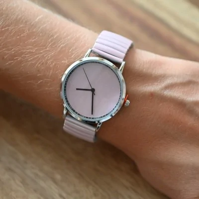 Ernest watch in powder pink