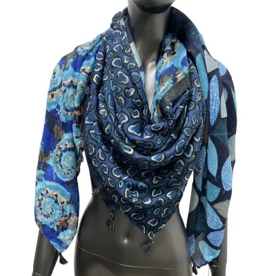Pañuelo cuadrado patchwork 4 caras hojas azules