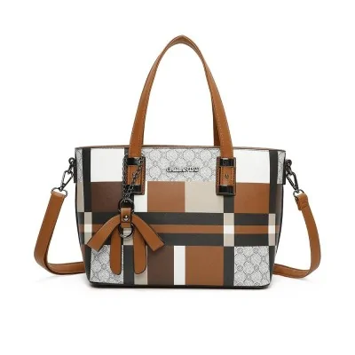 Bolso de mano a cuadros camel