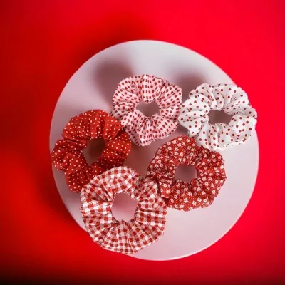 Set of 5 red and white printed scrunchies