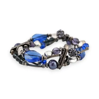 Fashion bracelet with 3 rows of blue pearls