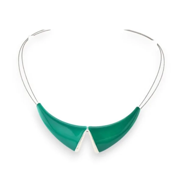 Collar cuello bebé verde de Ikita