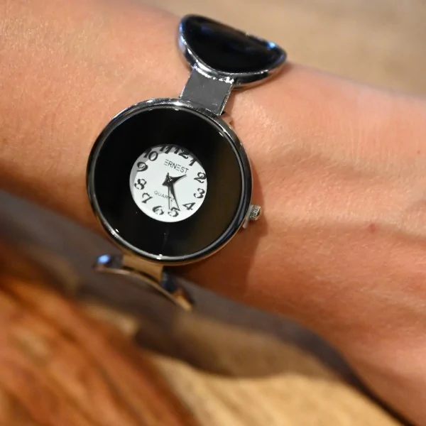 Reloj de pulsera Ernest lunares negros esfera espejo gris