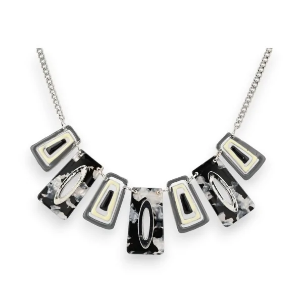 Collar de fantasía Ikita con colgantes geométricos en Blanco y Negro