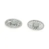 Broche magnética redonda com pedras brancas brilhantes