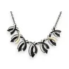 Collier Fantaisie Pétales Art Déco - Bijou Élégant Noir et Argent | Mode Tendance