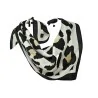 Foulard Carré Léopard Satin 70x70 cm - Accessoire Mode Élégant