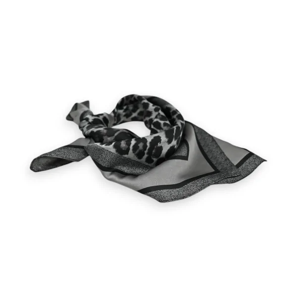 Lenço Quadrado Leopardo Cinza Sedoso