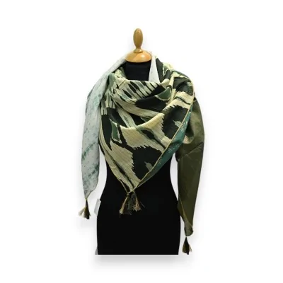 Khaki Patchwork-Tuch mit vier Seiten